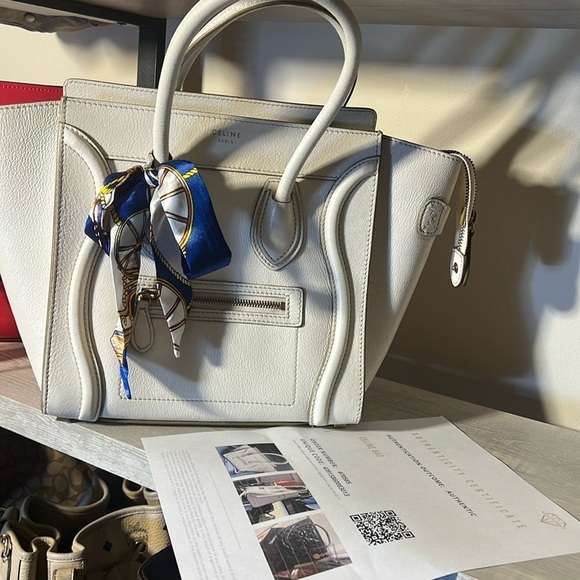 Authentic 💯CELINE Hand BagWhite Leather 427574 with COA certificate